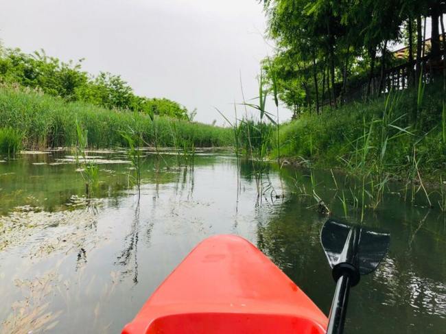 Shetitje-me-Kanoe në lumin Drin